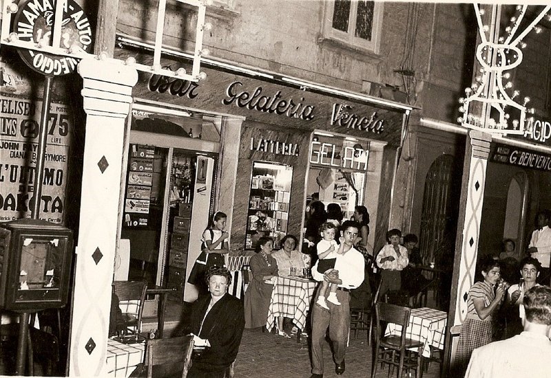 La Gelateria Veneta a Via Matteotti, anni 50 _4.jpg
